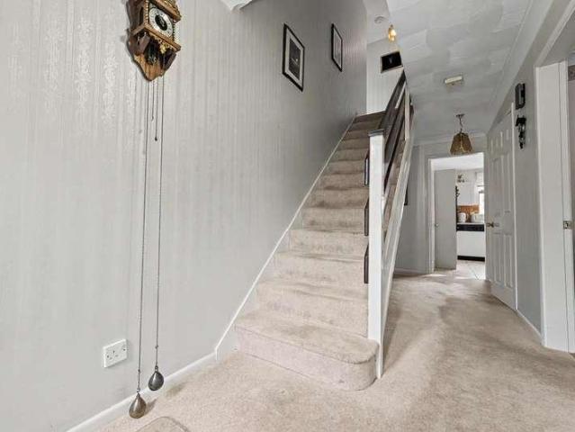 House for sale in Knightwood Park, Barton Stacey