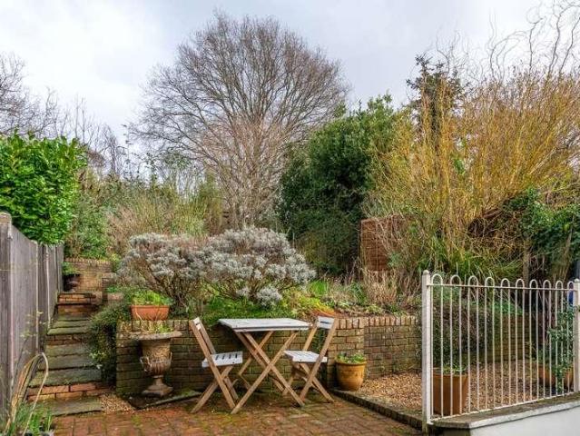 House for sale in Red Hill, Surrey