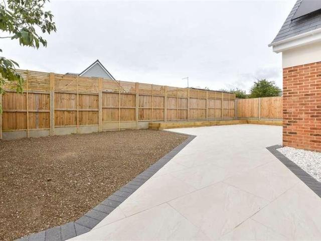 House for sale in Elvington, Ash