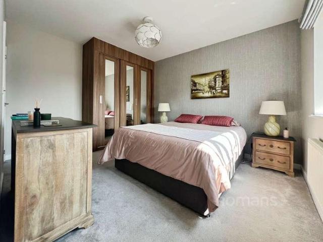 House for sale in Gun Hill Park, Aldershot