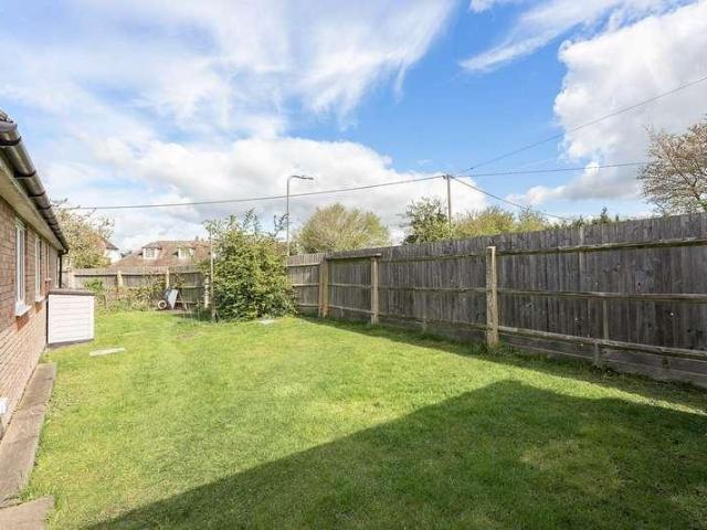House for sale in Aston Clinton, Buckinghamshire