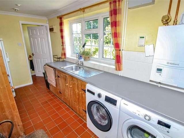 House for sale in Blunsdon, Abbey Mead