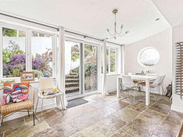 House for sale in Bolton Low Houses, Hampshire