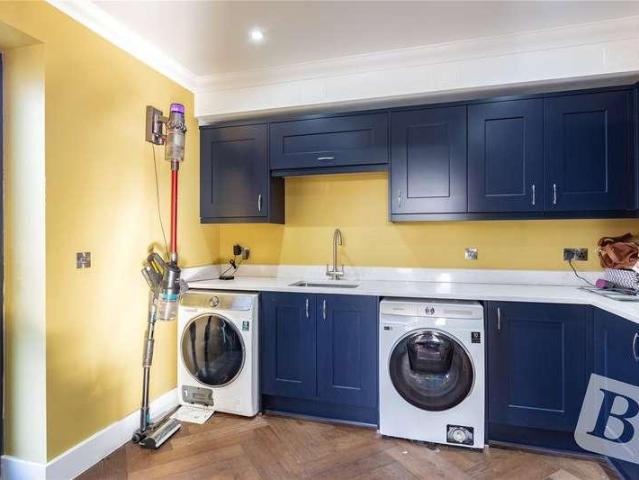 House for sale in Ramsden Bellhouse, Essex