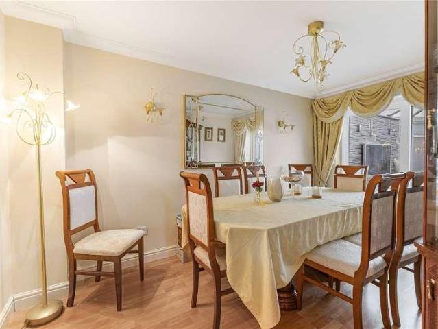 House for sale in Brookwood, Woking