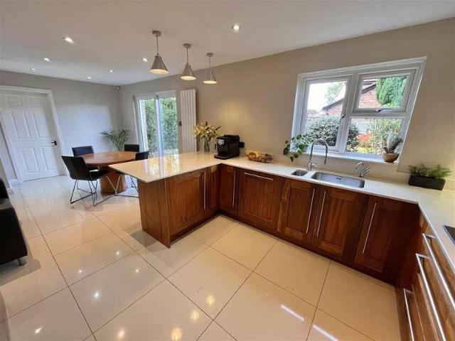 House for sale in Wilmslow Park, Wilmslow