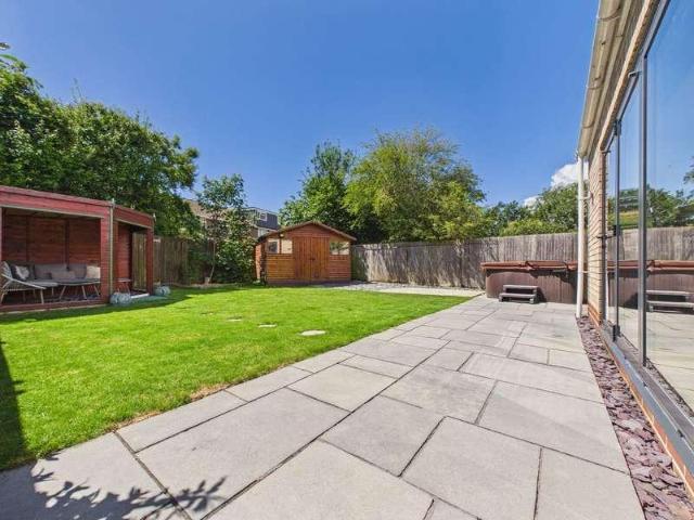 House for sale in Fishersgate, West Sussex