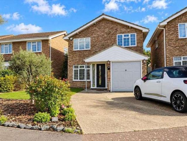House for sale in Clacton-on-Sea, Tendring
