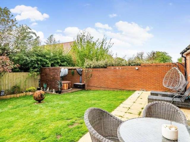 House for sale in Watchfield, Dromore
