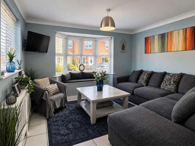 House for sale in Queen's Hills, South Norfolk