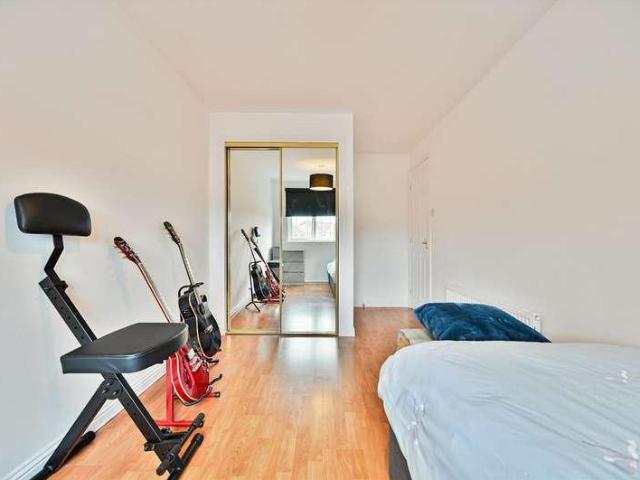 House for sale in Carluke, Scotland