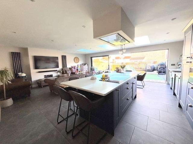 House for sale in Three Tunnys, Paulton