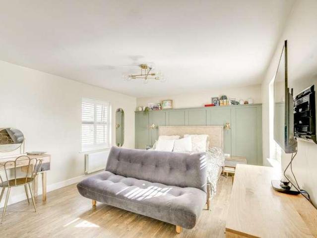 House for sale in Eggington, Bedfordshire