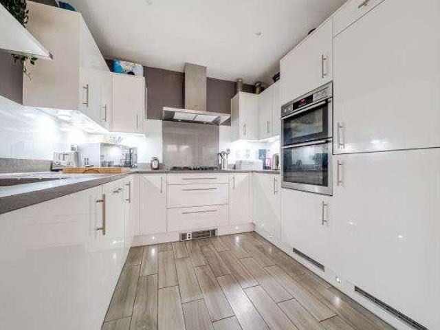 House for sale in Weston Turville, Buckinghamshire