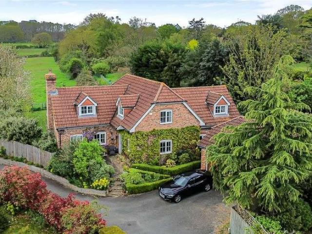 House for sale in Watersfield, Horsham