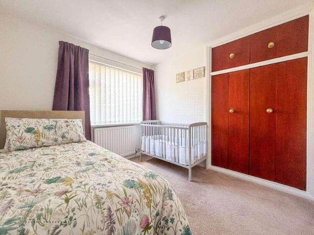 House for sale in Oxclose, Washington