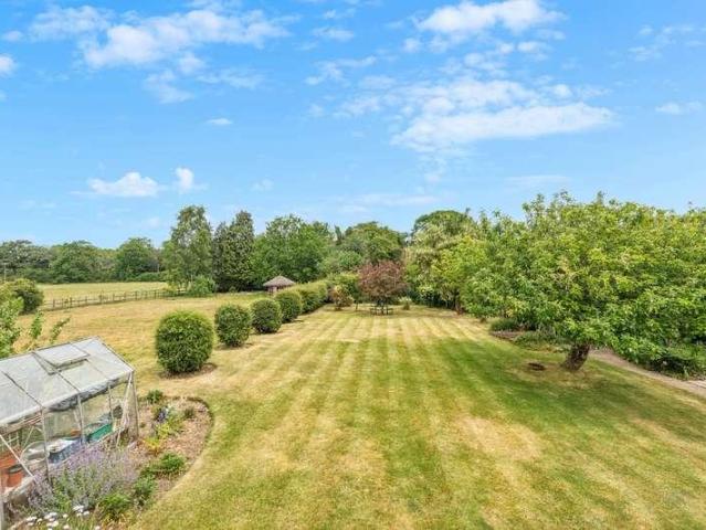 House for sale in King's Walden, Hertfordshire