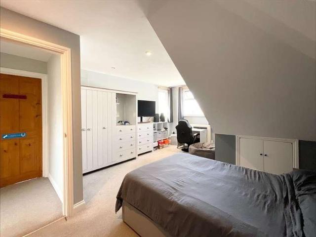 House for sale in Fishersgate, West Sussex
