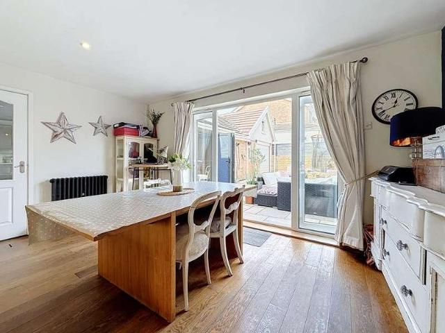 House for sale in Llantwit Fardre, Rhydyfelin