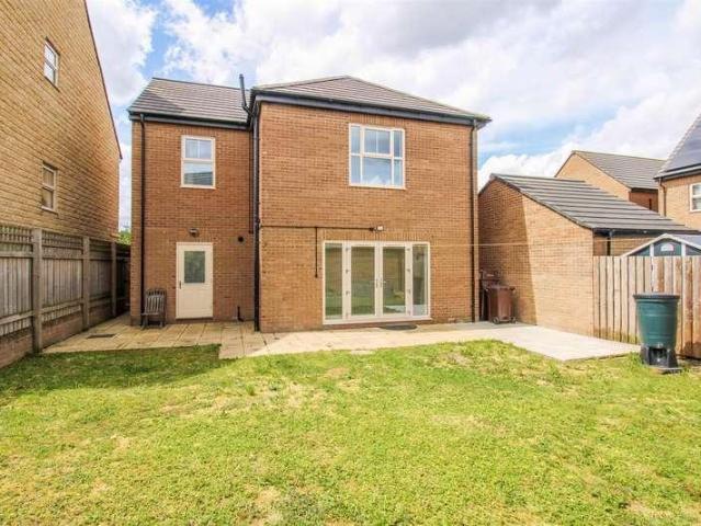 House for sale in Whitwood, West Yorkshire