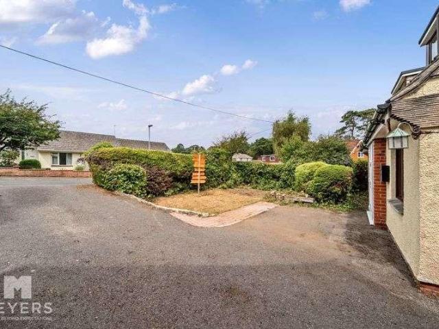 House for sale in Wareham St. Martin, East Dorset