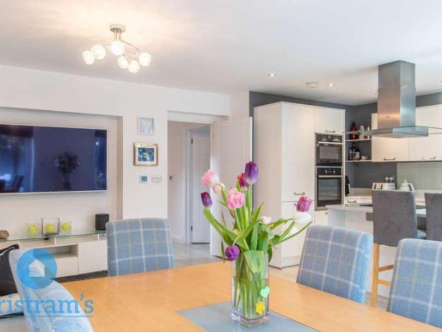 House for sale in Barton In Fabis, East Midlands