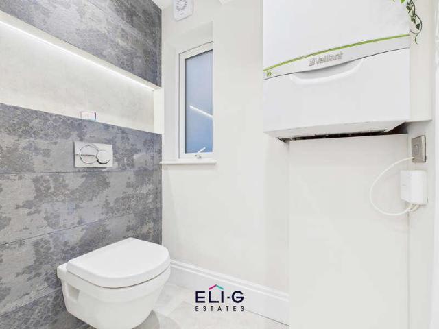 House for sale in Brent Cross, Greater London