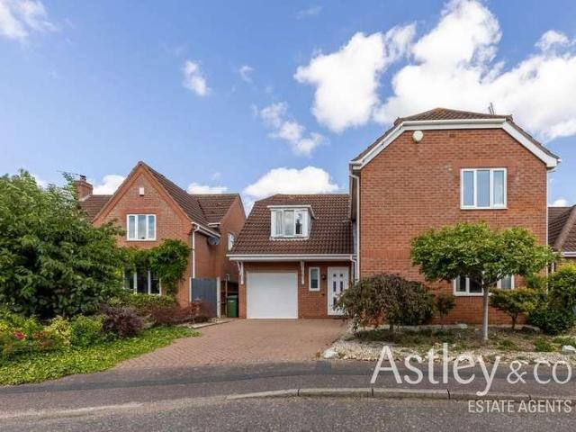 House for sale in Crostwick, Norfolk
