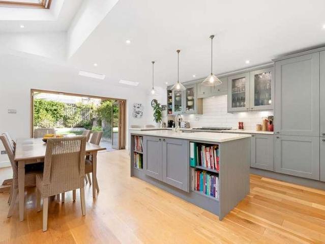 House for sale in East Dulwich, Greater London