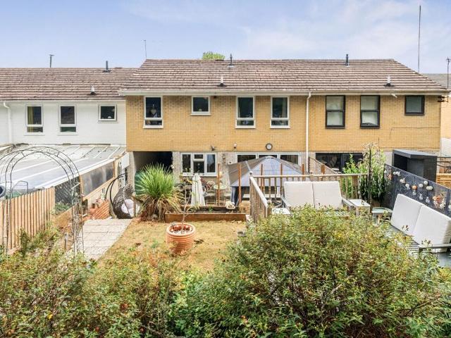 House for sale in Barton Stacey, Hampshire