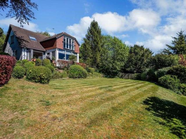 House for sale in Red Hill, Surrey