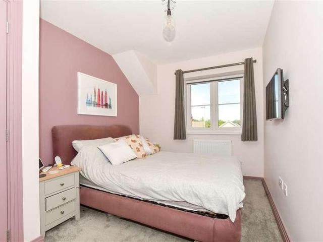 House for sale in Codmore Hill, Horsham