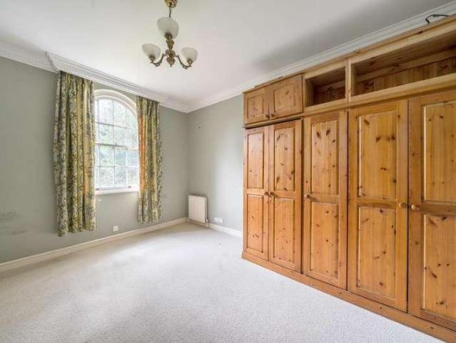 House for sale in Cranbourne, Winkfield
