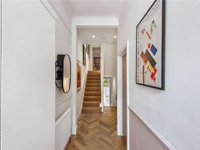 House for sale in Clapton, Lower Clapton