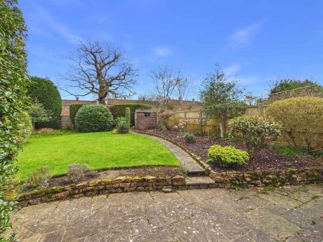 House for sale in Stanford On Avon, Leicestershire
