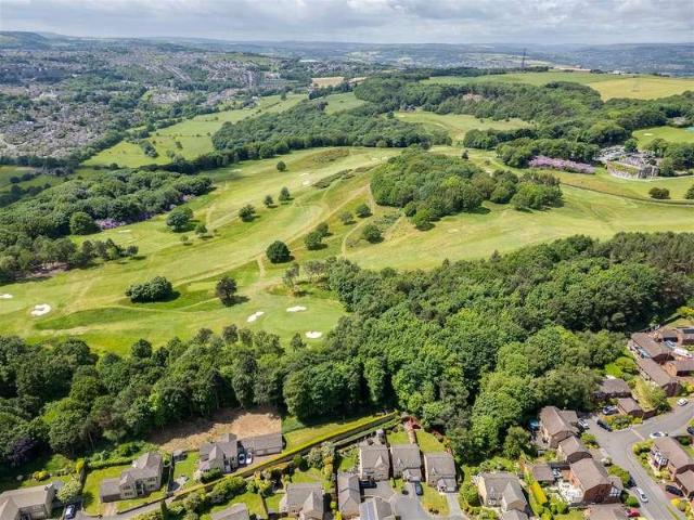 House for sale in Cowcliffe, Huddersfield