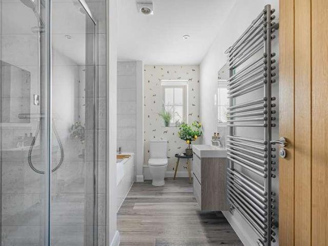 House for sale in Fossebridge, Gloucestershire