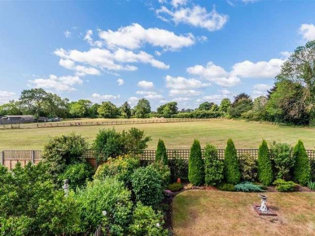 House for sale in Red Hill, Surrey