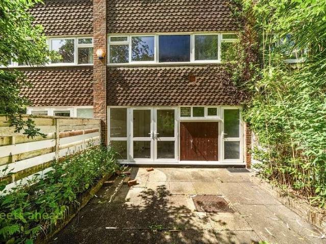 House for sale in London Borough of Croydon, Addiscombe