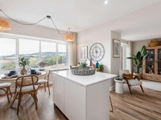 House for sale in Holcombe Down, Teignbridge