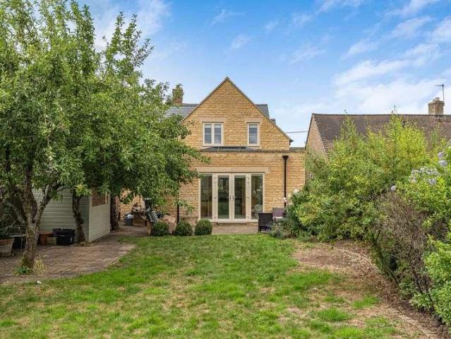House for sale in Lower End, Black Bourton