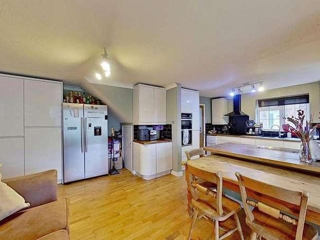 House for sale in Greenhill, The Bridge