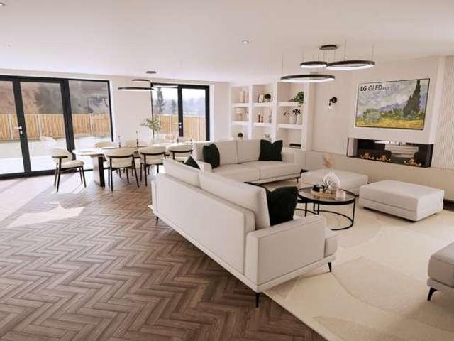 House for sale in Greater London