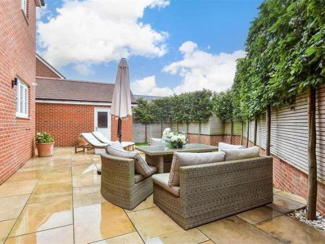 House for sale in Ash, Kent