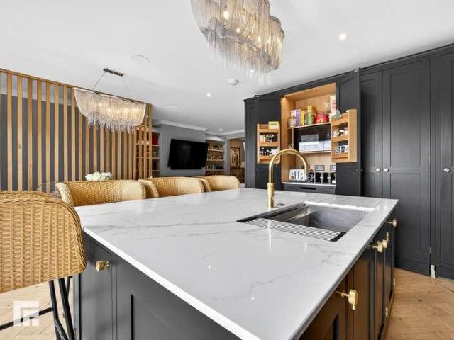 House for sale in Penylan, Falcon Lodge