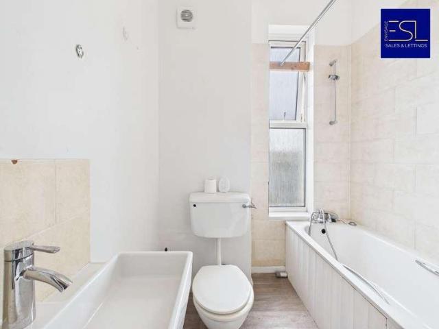 House for sale in Spon End, West Midlands
