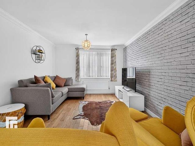 House for sale in Wyncliffe Gardens, Falcon Lodge