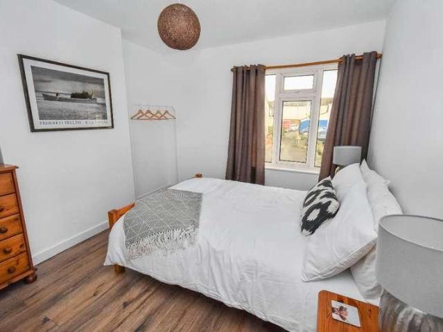 House for sale in Weir Quay, Devon