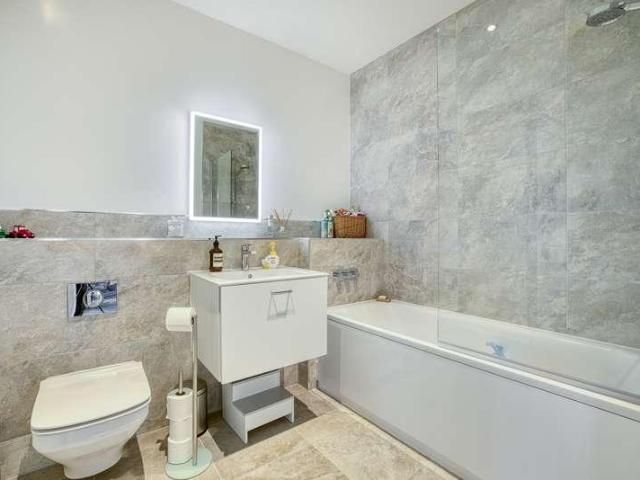 House for sale in Castle Cary, Somerset