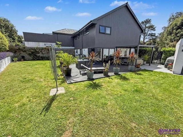 House for sale in Mount Wise